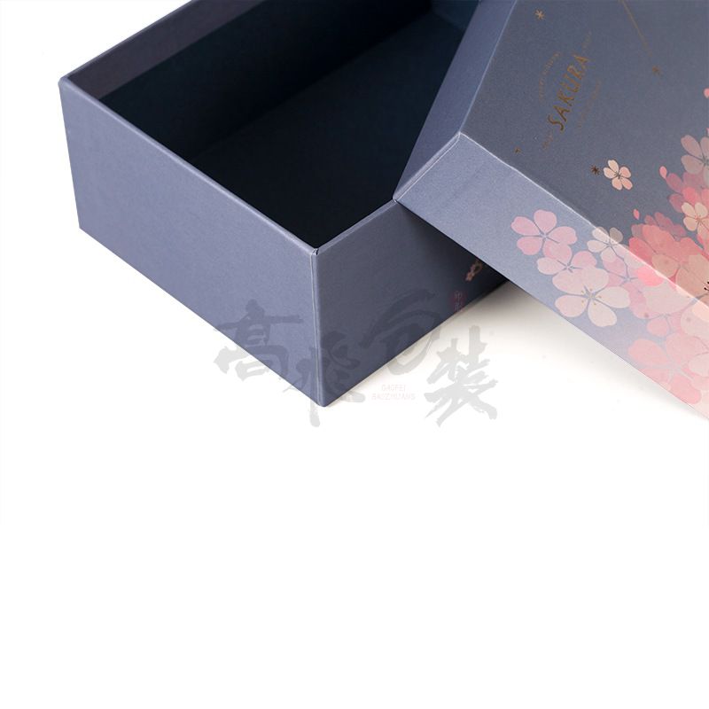 Custom Luxury Paper Gift Box Packing