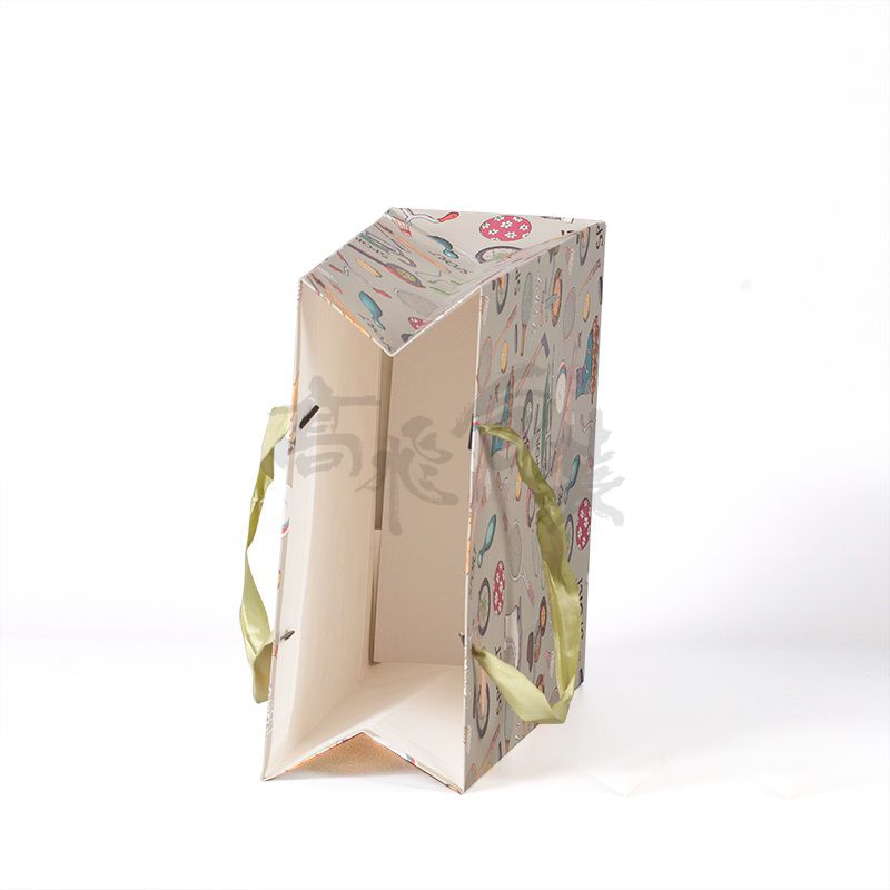 China Wholesale Eco Friendly Reusable Custom Color Shopping Carry Brown Kraft Paper Bag Manufacturer