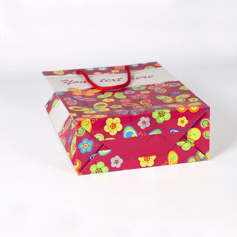 Factory Wholesale Custom Merry Christmas Paper Gift Bag With Handles