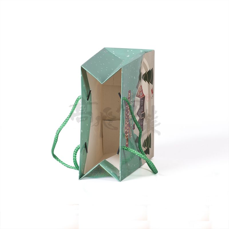 Factory Wholesale Custom Merry Christmas Paper Gift Bag With Handles