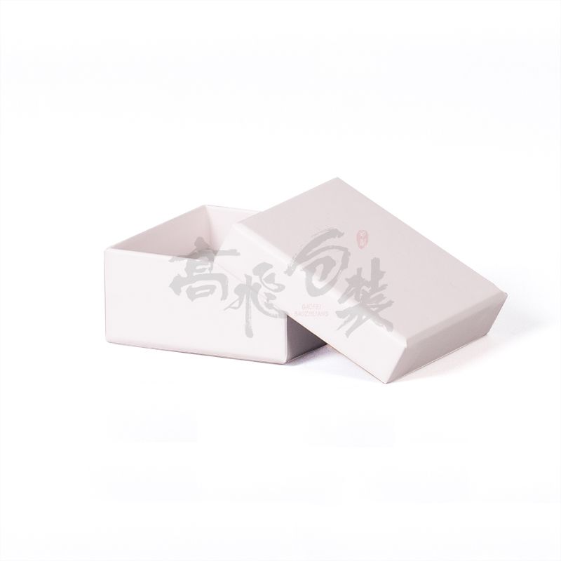 China Factory Small Gift Paper Fancy Decorative Tags Closed Bags With Handles