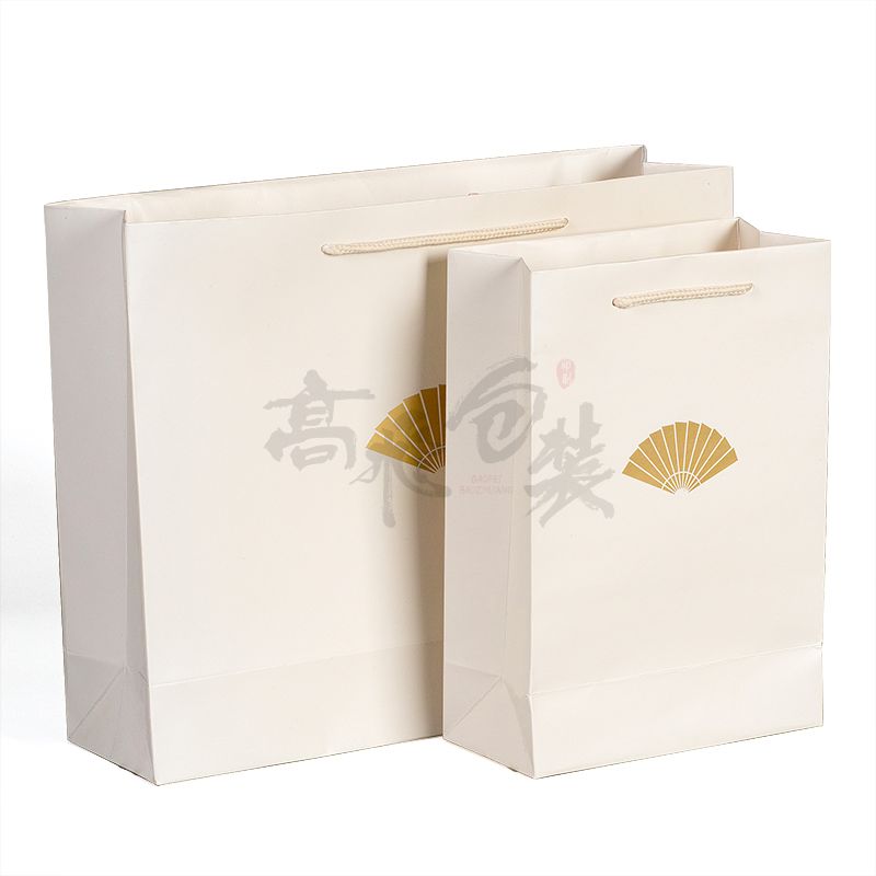 New Gold Logo Hot Foiled Stamping White Paper Bag With Cotton Rope Handles