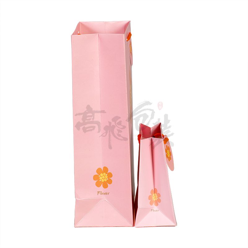 FSC Certificate Wholesale Custom recycled paper bags with handles Clothes packaging bags with your own logo