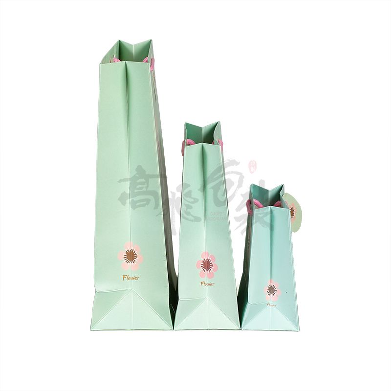 OEM Service Custom Logo waterproof glossy Shopping paper bag