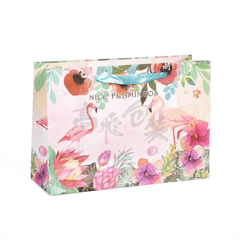 Laminated printed die cut packaging paper shopping bags for clothes