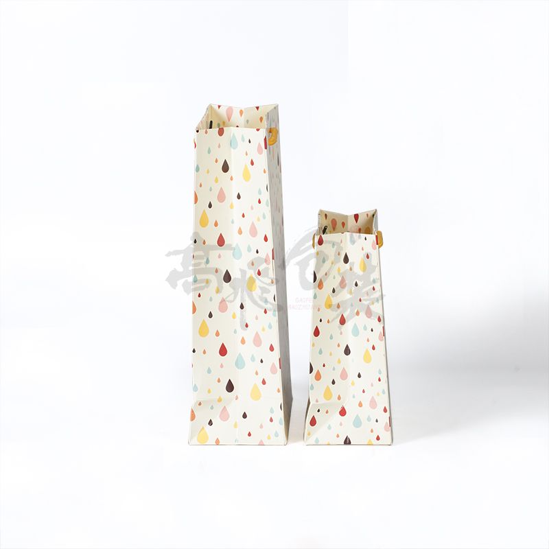 custom recyclable and reusable flat foldable gift packaging paper bag