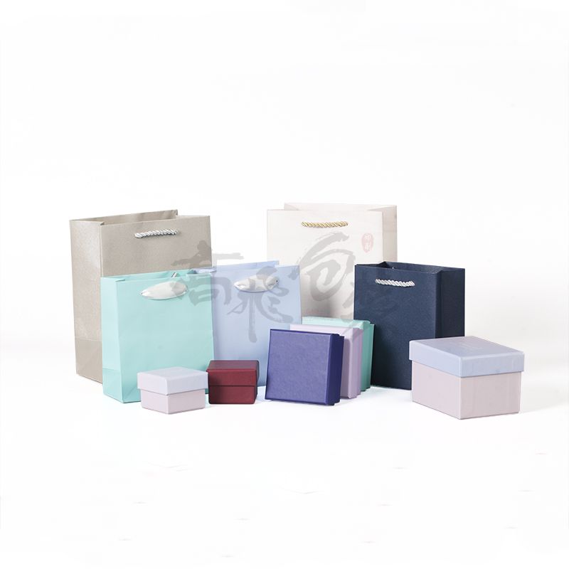 China Factory Small Gift Paper Fancy Decorative Tags Closed Bags With Handles