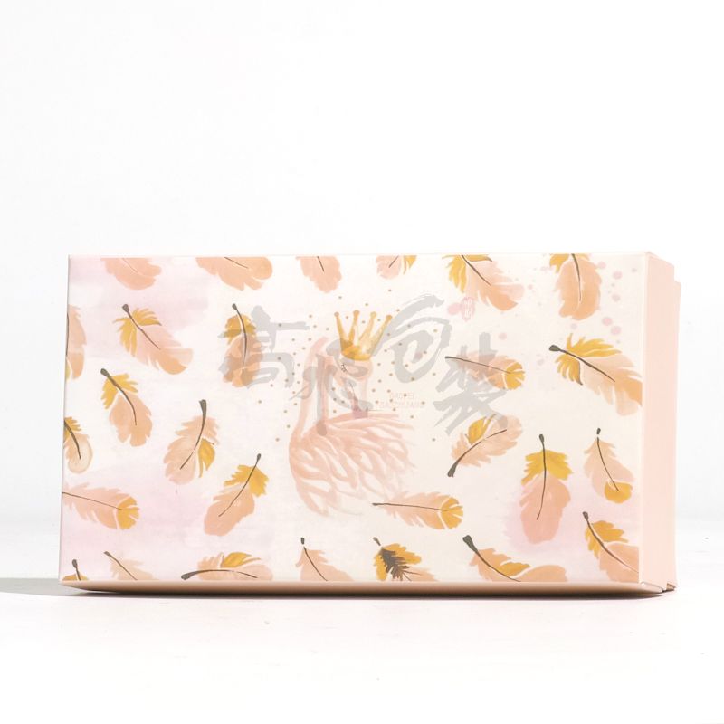 Custom Logo Small Luxury  Recycled Pink Color Printing logo Packaging Paper Box